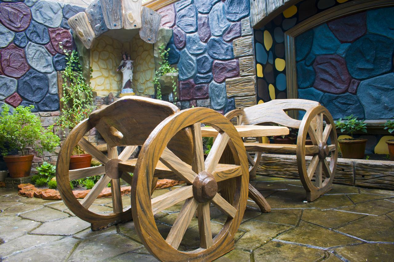 Royal Mansion Hotel Tabaco Zewnętrze zdjęcie